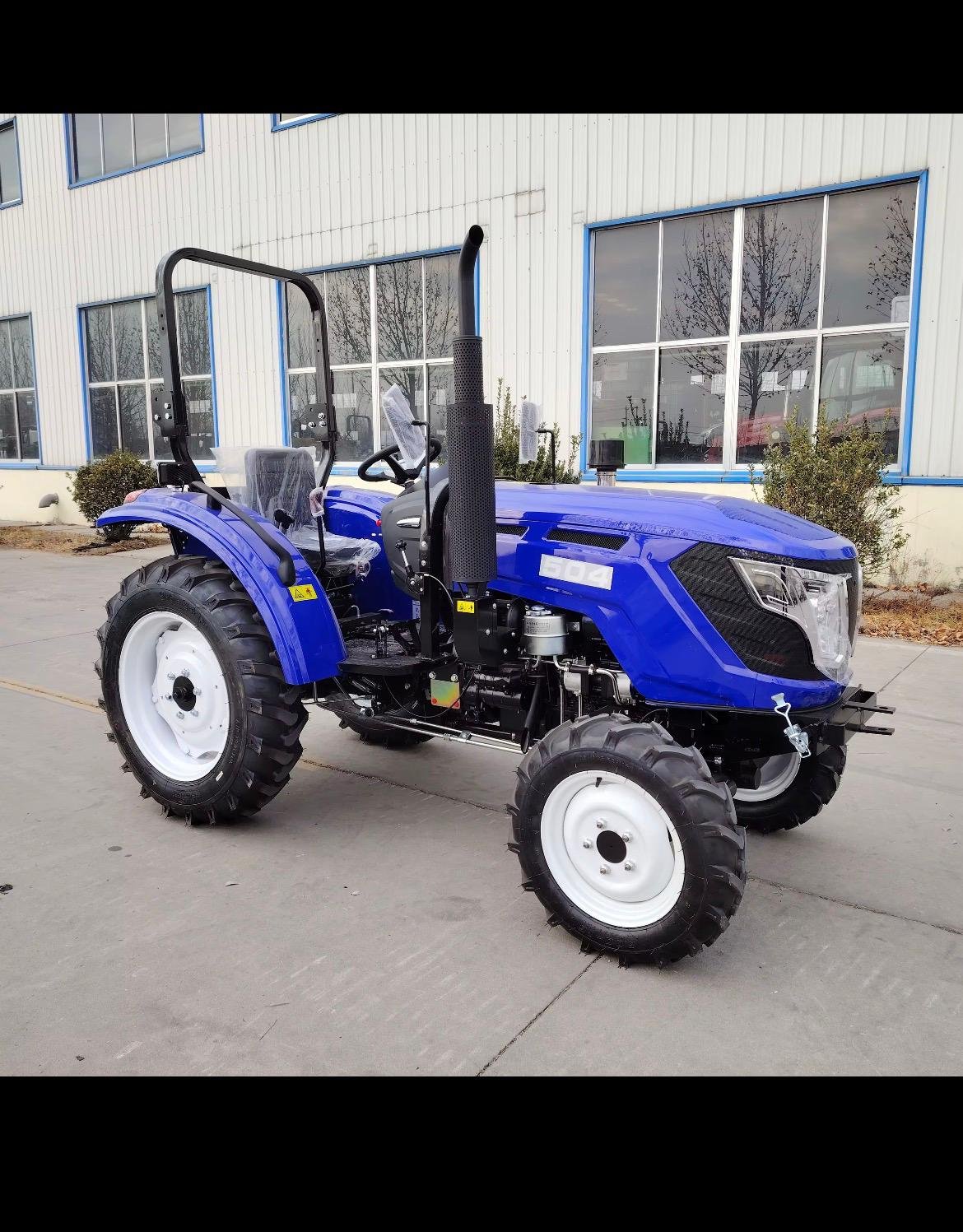 Tracteur compact 4RM — tracteur agricole RDC et Congo livraison Kinshasa